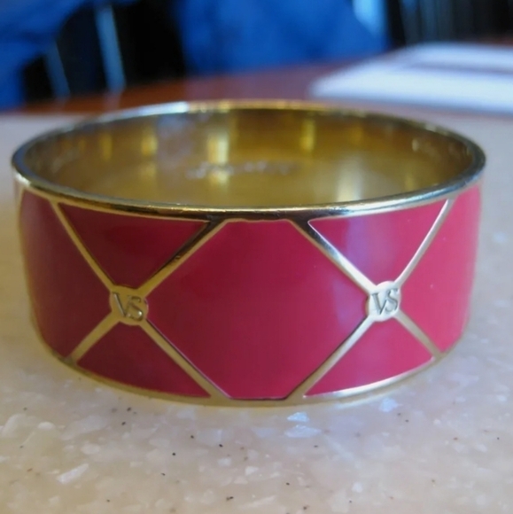 Victoria’s Secret Magenta Pink & Gold Bangle - Picture 2 of 10